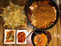 -百年石锅饭·朝鲜族传统民餐