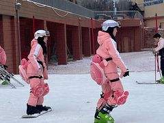 -亚布力新体委滑雪场