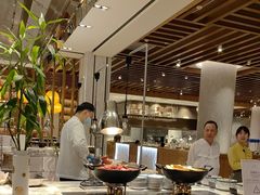 -亚特兰蒂斯-番红花海鲜自助餐厅·鲜活海鲜·小火锅