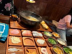 -银米·云南传统过桥米线(双廊黑金冠店)