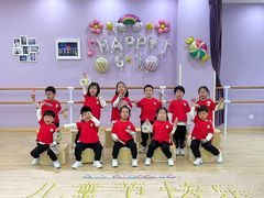 -小荧星艺校(大宁分校)