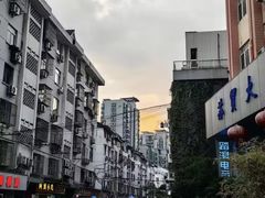 -桔子酒店(南京新街口张府园地铁站店)