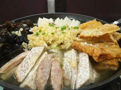 -刘姐啤酒鱼民族演艺餐厅(西街总店)