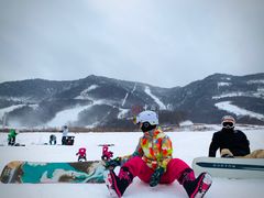 -鳌山滑雪度假区