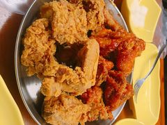 -BHC炸鸡(明洞总店)