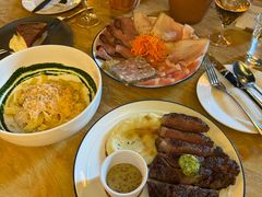 -羽深肉铺 Steak & Wine