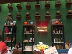 -香巴拉云南餐厅(华莱坞店)