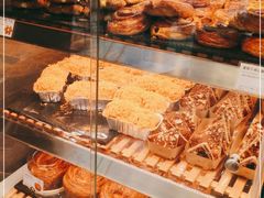 -巴黎贝甜(大宁国际商业广场店)