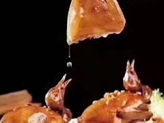 -老乡村美食农庄