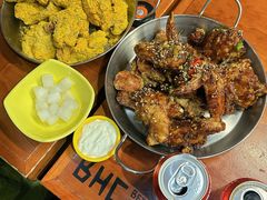 -BHC炸鸡(明洞总店)