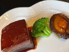 红烧肉鲍鱼焖饭-上海苏宁宝丽嘉酒店·嘉府壹号中餐厅