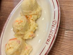 -玛格萝妮比萨屋(四平店)