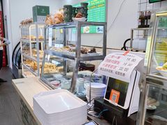-聚德华天护国寺小吃(甜水园店)
