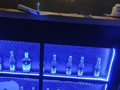-荒岛实景沉浸密室(江汉路1店)