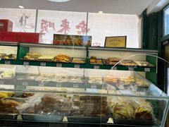 面包甜点陈列柜-南来顺饭庄·清真(南菜园店)