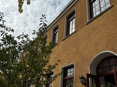 -荒岛书店(黄县路店)