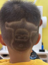 -爆米花儿童美发乐园