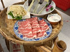 -山悦里 山野·鲜火锅(罗斯福广场店)