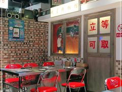 -马路牙子烧烤音乐酒馆(望京店)