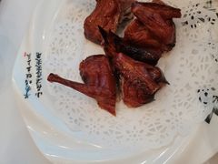 红烧乳鸽-海宝酒家(中山四路店)