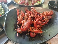 -沪小胖小龙虾(淮海中路旗舰店)