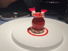 -弦月窗LUNETTE BY AMANDA(复兴路店)