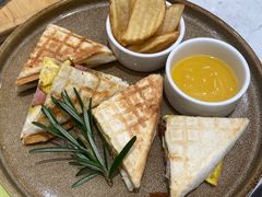 -西语·炭烧牛排(卓越中寰店)