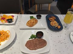 -必胜客(大坪英利店)