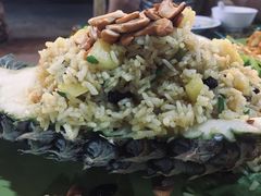 -Thiw Soen Seafood Restaurant