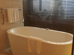 -青岛海尔洲际酒店