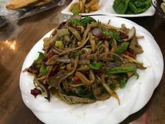 -萨宁音登锡伯风味餐厅(一楼店)