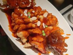 -吴越荣记苏州菜·松鼠桂鱼 100% 活鱼现做(月光码头店)