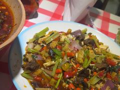 -阆辣荟餐饮(老味道8年·古城店)