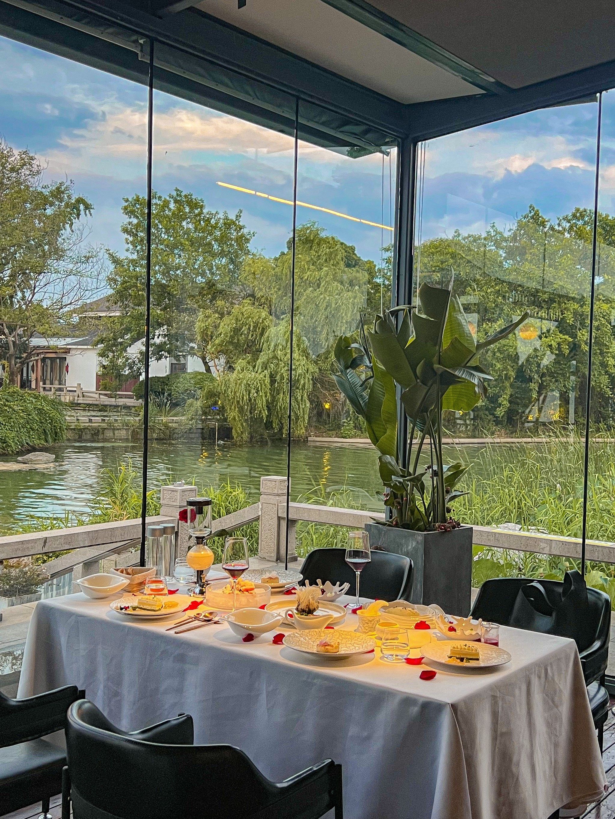 在苏州!金鸡湖边的氛围感餐厅94