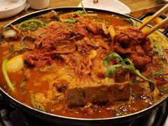 土豆排骨火锅-喇喇排骨火锅·传统韩式脊骨汤(望京西园总店)
