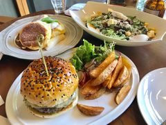 招牌牛肉汉堡-UPPER KITCHEN(延安路店)