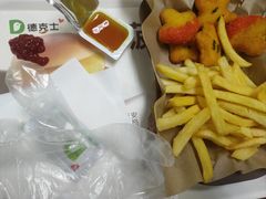 -德克士(砂之船奥特莱斯店)