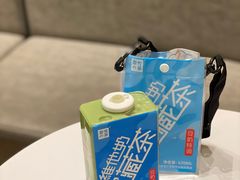 维他奶豆奶宝藏瓶-奈雪的茶(国金中心店)