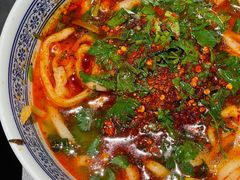 -涨巢·潮玩水疗局