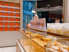 面包甜点陈列柜-司乎(MOMOPARK店)