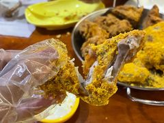 -BHC炸鸡(明洞总店)