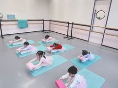 -伊叶舞蹈YEAH DANCE(LCM置汇旭辉校区)