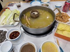 -朴小妹人参鸡汤火锅(长白山万达店)