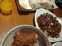 -95号酱骨·一块豆腐(展春园西路店)