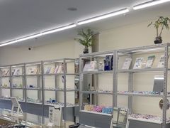 -无奔眼镜·蔡司·依视路授权店(马家堡店)