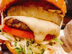 -The Habit Burger Grill 哈比特汉堡(复兴soho店)
