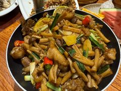 -滇香肴·云南菜蒸汽石锅鱼(云南北路店)
