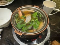 -金陵饭店 56F 家·海鲜火锅餐厅