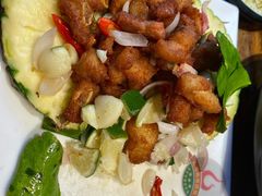 柠檬叶酥小排-老滇山寨•云南特色菜•地方菜•民族风情歌舞表演(金碧店)