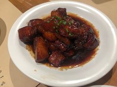 阿婆红烧肉-荣小馆(椒江青悦城店)
